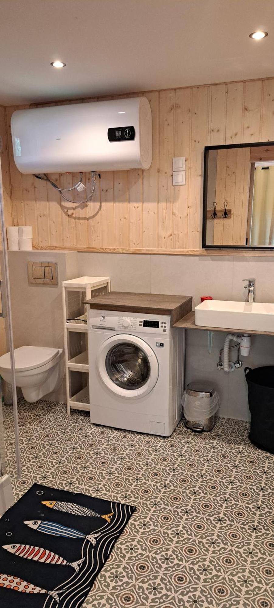 Przy Jeziorze Z Prywatna Plaza W Borach Tucholskich Alicja Wczasy Z Dziecmi Nowe Luksusowe Na Skraju Jeziora I Lasu